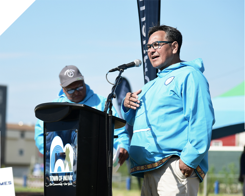 Donald Kuptana speaking at the Opening Ceremonies of the 55th annual Northern Games in the summer of 2024 (Photo credit: Jason Lau | ICS)