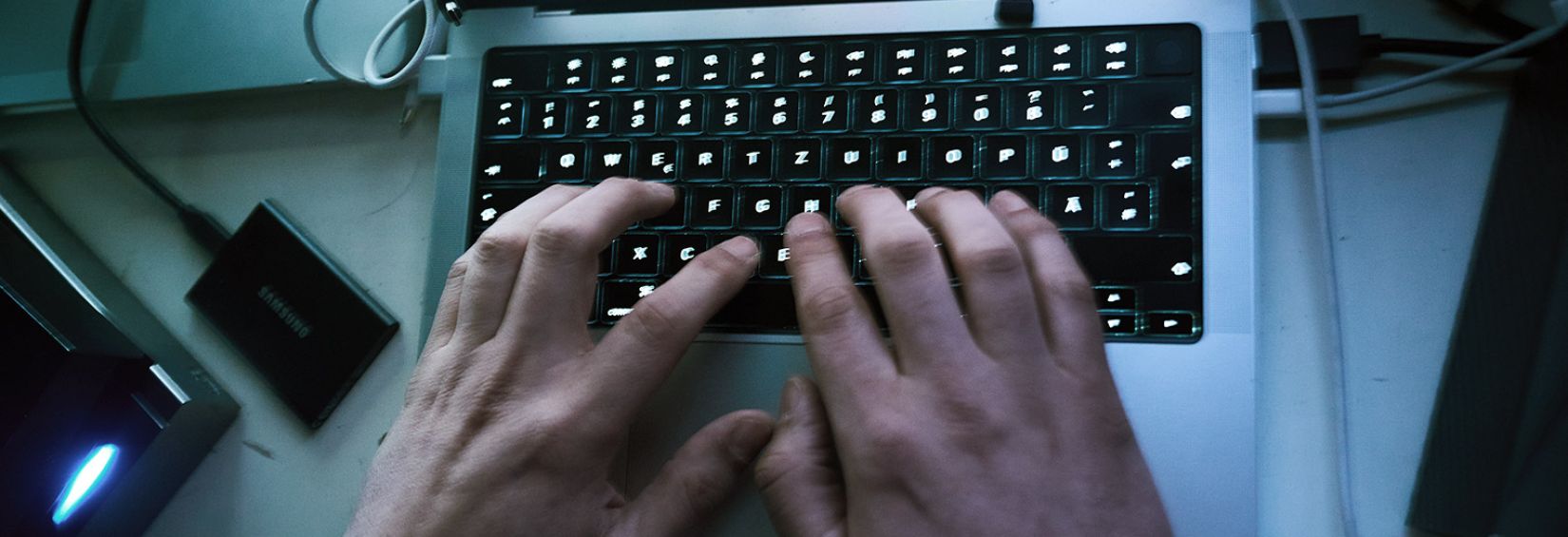 4 ways to spot phishing hooks & email scams ""